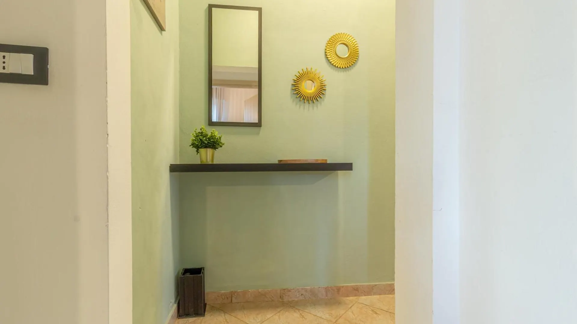 2 Steps Away From Bologna With Private Parking Apartment 0*,